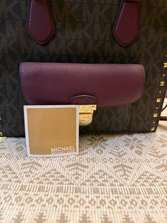 Rare Michael Kors Plum and Brown Signature Top-Handle Satchel with Gold Hardware - Picture 4 of 4